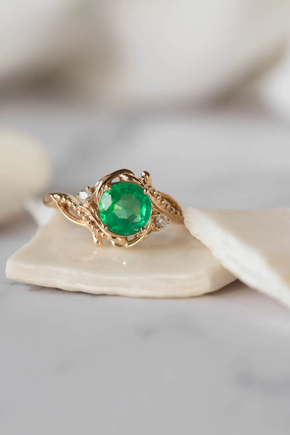 READY TO SHIP: Undina ring in 14K yellow gold, natural emerald round cut 7.5 mm, natural diamonds, RING SIZE - 7 US