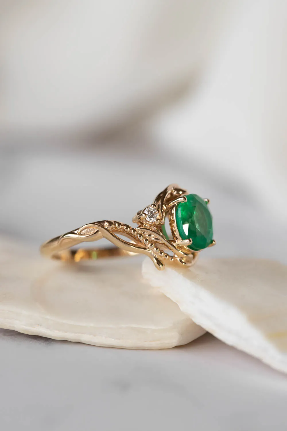 READY TO SHIP: Undina ring in 14K yellow gold, natural emerald round cut 7.5 mm, natural diamonds, RING SIZE - 7 US